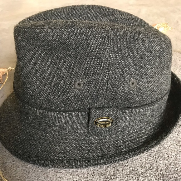Gray Top Hat - Picture 2 of 7